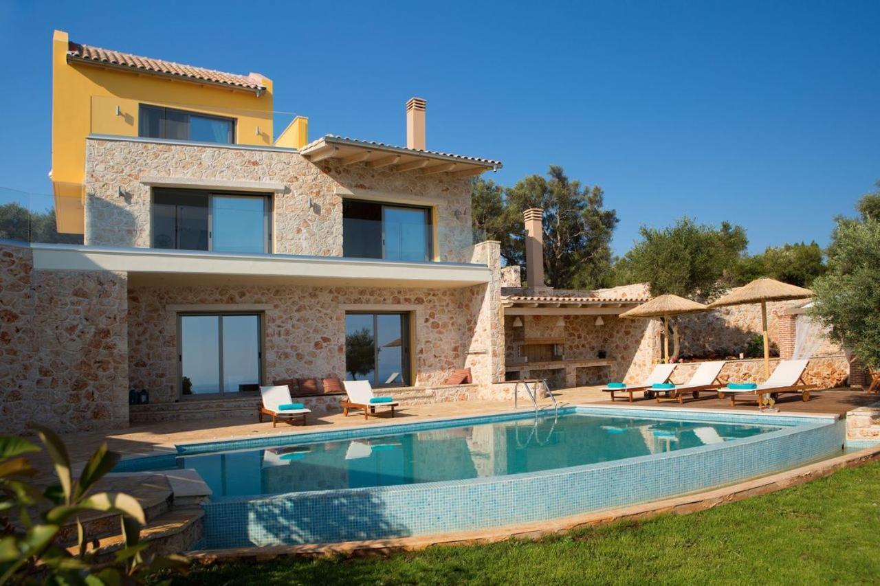 Thea Thalatta Villa Tsoukaládhes