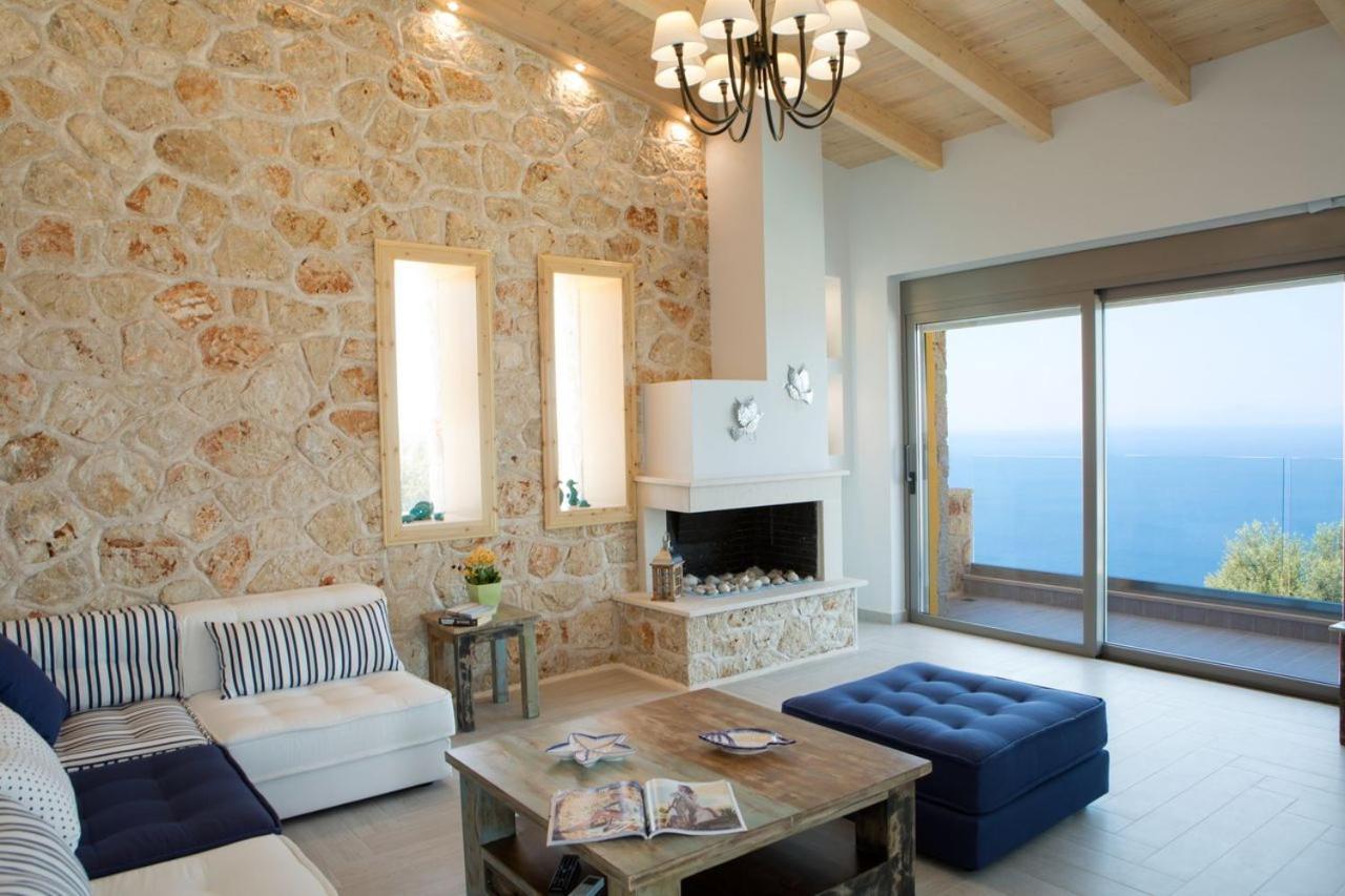 Villa Thea Thalatta Tsoukaladhes